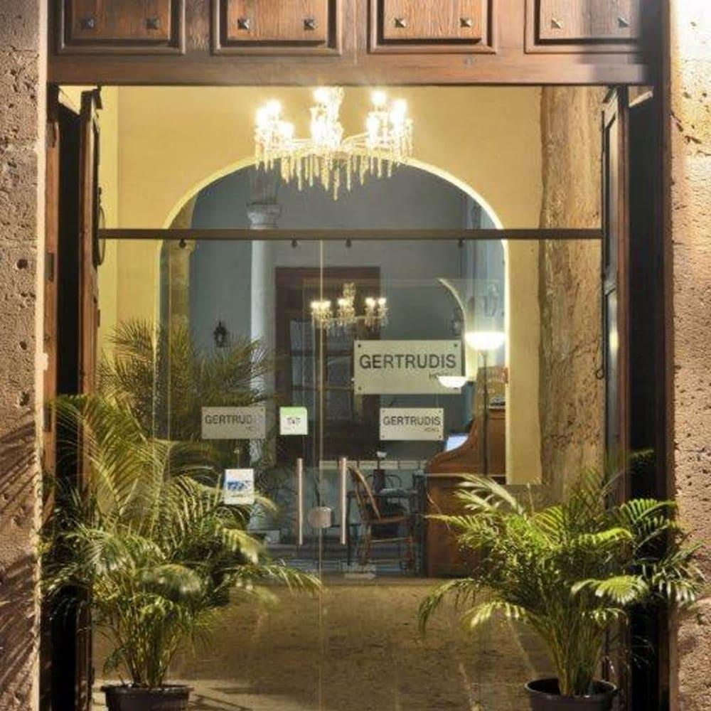 Gertrudis Hotel 莫雷利亚 外观 照片